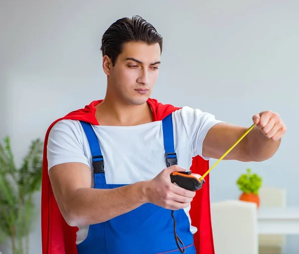 Super héroe reparador de trabajo en casa —  Fotos de Stock