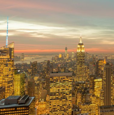 Günbatımında New York Manhattan manzarası