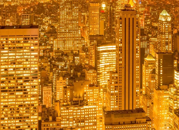 Vista nocturna de Nueva York Manhattan al atardecer — Foto de Stock