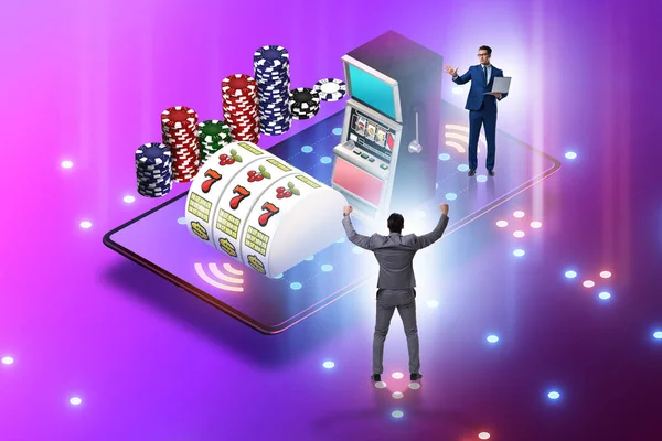 Zakenman in online casino concept — Stockfoto