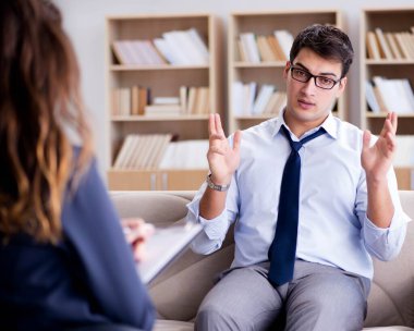 Psikolog ziyareti ile tıbbi konsept