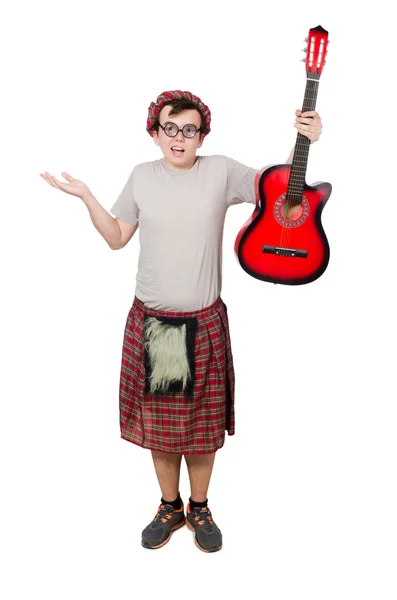 Scotsman tocando la guitarra aislada en blanco — Foto de Stock