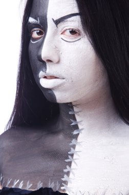 Şeytani cadılar bayramı kavramı ve korkunç kadın.