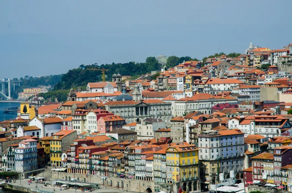 Vista de Oporto en Portugal en brillante día de verano —  Fotos de Stock