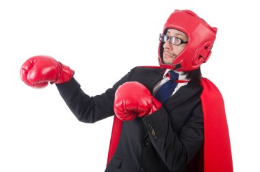 Genç işadamı beyazlar içinde izole edilmiş.