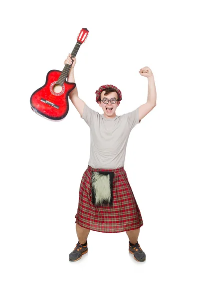 Scotsman tocando la guitarra aislada en blanco — Foto de Stock