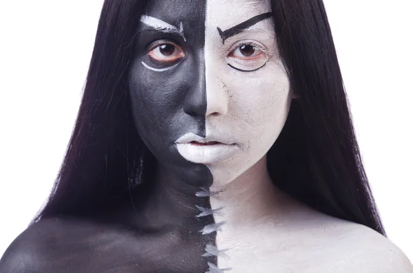 Satan-Halloween-Konzept mit gruseliger Frau — Stockfoto