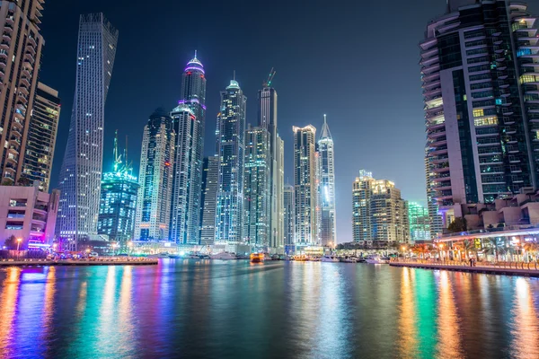 Dubai marina skyscrapers during night hours — Stock Photo, Image