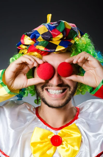 Buffo clown in costume colorato — Foto Stock