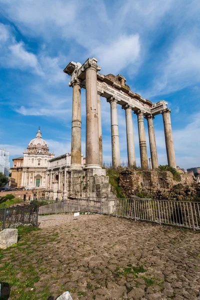 Ruins in ancient Roma on summer day — Stock Photo, Image