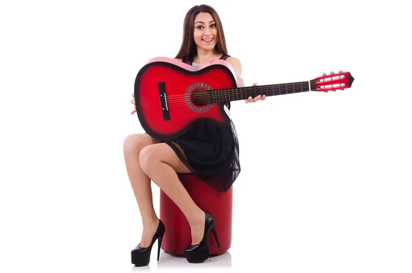 Guitariste femme isolée sur le blanc — Photo