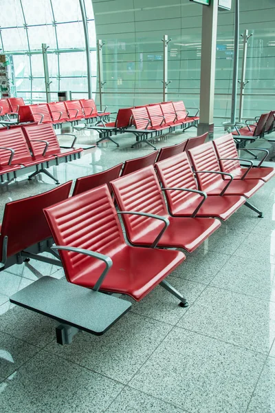 Chairs in the airport lounge area — Stock Photo, Image