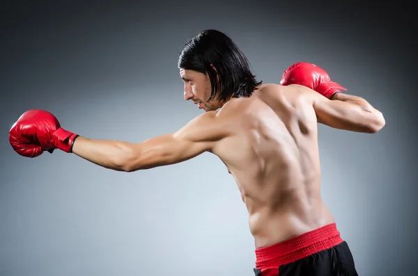 Martial arts vechter bij de training — Stockfoto
