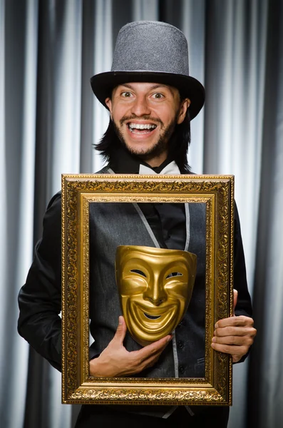 Grappig concept met theatraal masker — Stockfoto