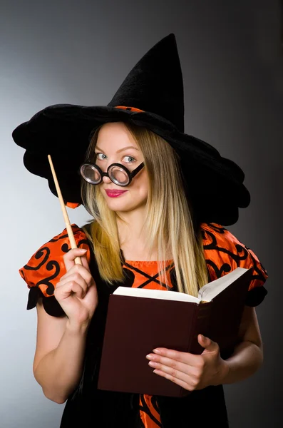 Witch doing her dirty tricks — Stock Photo, Image