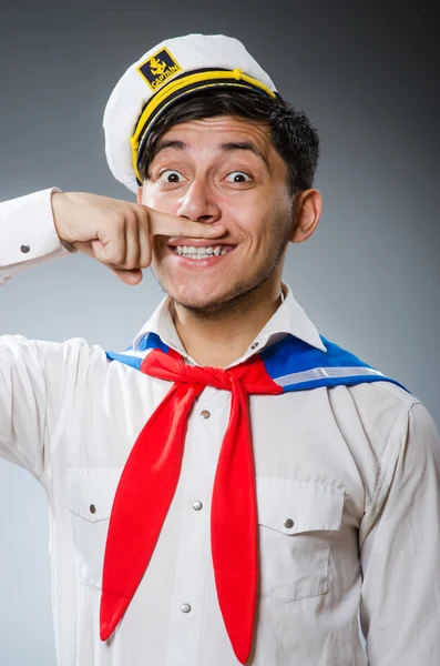 Funny capitán marinero con sombrero —  Fotos de Stock