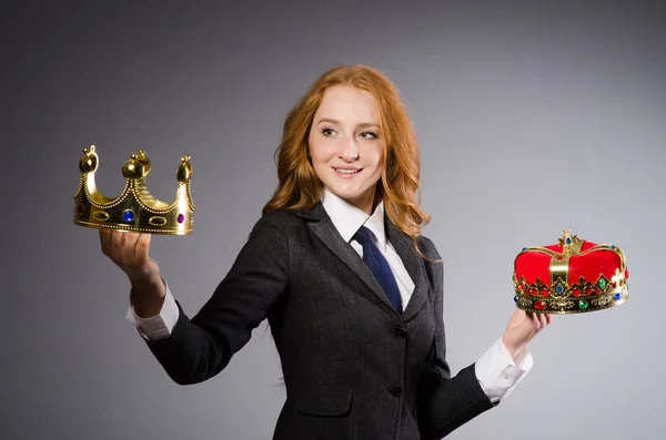 Queen businesswoman in funny concept — Stock Photo, Image