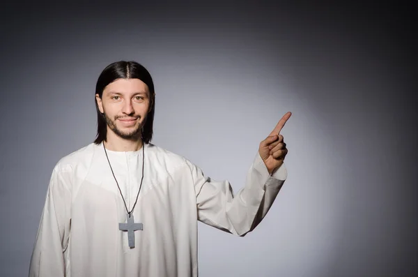 Sacerdote homem no conceito religioso — Fotografia de Stock