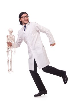 İskeleti beyaz olan komik öğretmen.