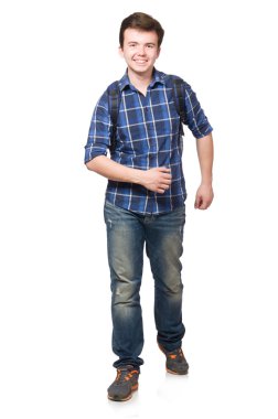 Sırt çantalı öğrenci beyaza izole edilmiş.