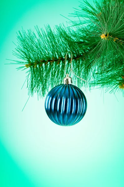 Decoración de Navidad en el abeto — Foto de Stock