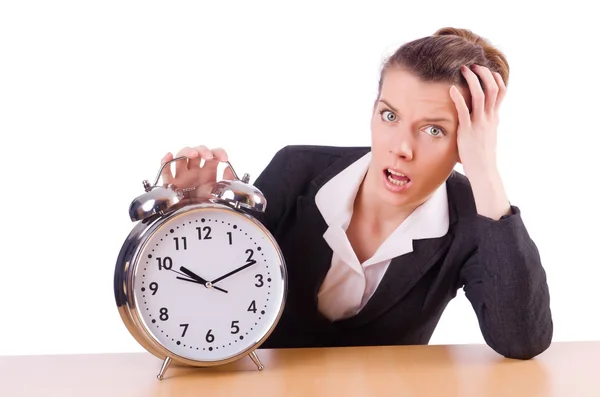 Empresária com relógio perdendo seus prazos — Fotografia de Stock