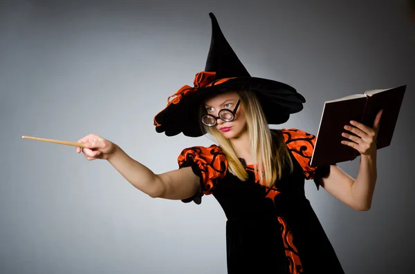 Witch doing her dirty tricks — Stock Photo, Image