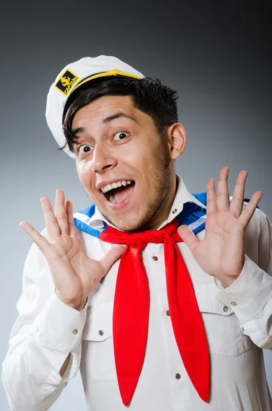 Αστείος καπετάνιος ναύτης φοράει καπέλο — Φωτογραφία Αρχείου