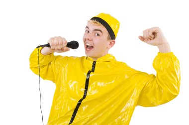 Sarı takım elbiseli adam, beyazda izole edilmiş.