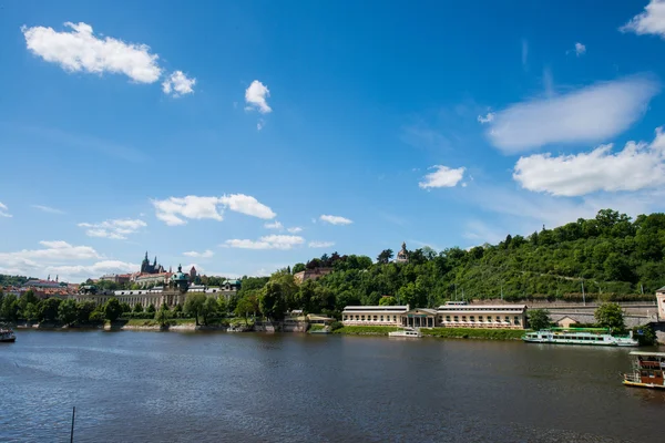 Río Moldava en Praga —  Fotos de Stock