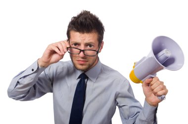 Hoparlörü beyaz olan genç iş adamı.