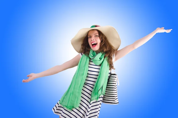 Mujer joven en concepto de verano —  Fotos de Stock