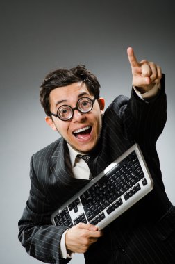 Bilgisayar klavyeli karşılaştırma ineği