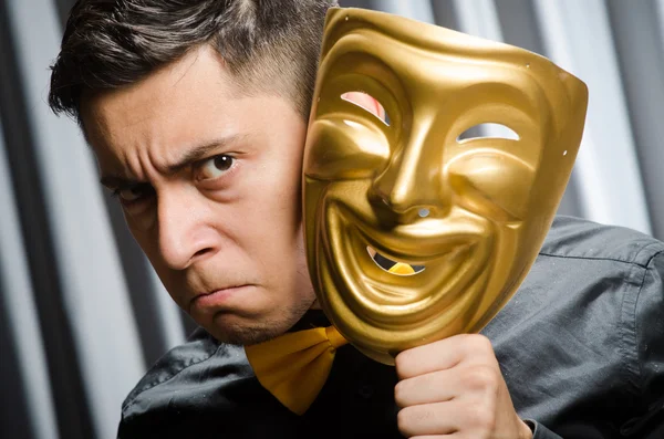 Grappig concept met theatraal masker — Stockfoto