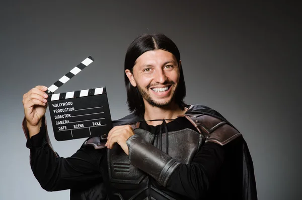 映画ボード カチンコを持つ騎士 — ストック写真