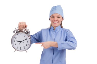 Kadın doktor teslim tarihini kaçırıyor.