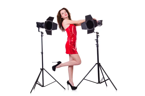 Mujer en vestido rojo posando en el estudio — Foto de Stock