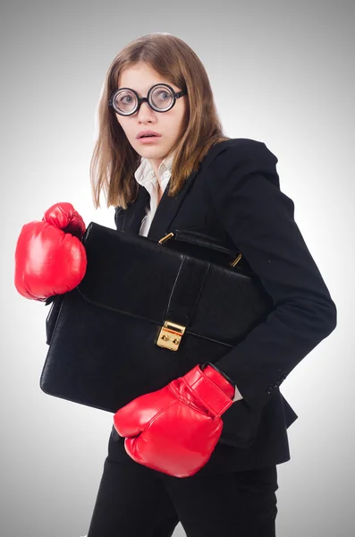 Boxeadora mujer divertida —  Fotos de Stock