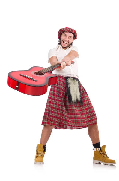 Scotsman tocando la guitarra aislada en blanco — Foto de Stock