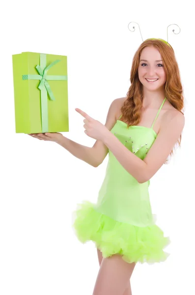 Жінка з подарунковою коробкою ізольована на білому — стокове фото