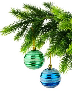 Noel süslemeleri beyazların üzerinde izole.