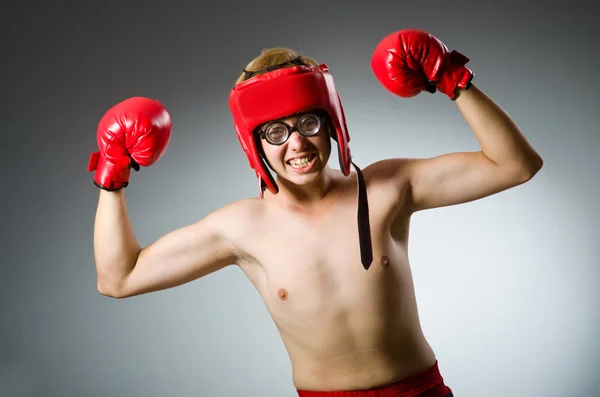 Divertente pugile nerd nel concetto di sport — Foto Stock