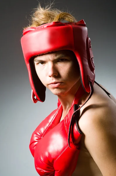 Divertido boxeador nerd en concepto de deporte —  Fotos de Stock