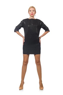 Moda konsepti olan bir kadın beyazda yalnız.