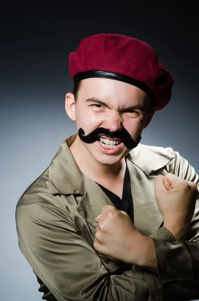 Soldado divertido en concepto militar —  Fotos de Stock