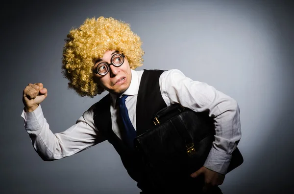 Uomo d'affari divertente con i capelli ricci — Foto Stock