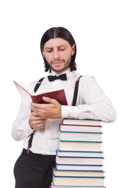 Kitapları beyaza saklanmış komik bir öğrenci.
