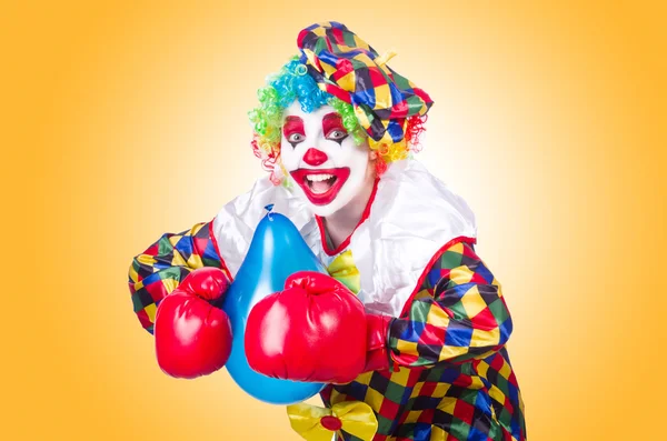 Clown mit Luftballons — Stockfoto