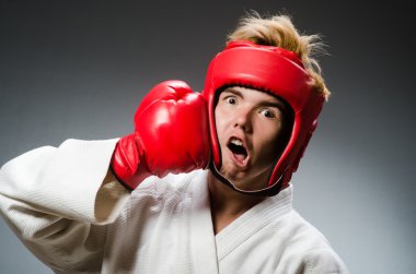 Spor konseptinde komik bir boksör