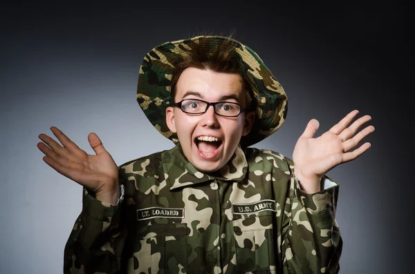 Giovane soldato divertente — Foto Stock